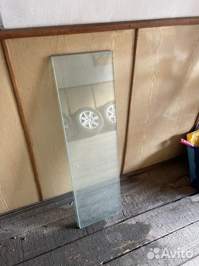 Стеклянные полки