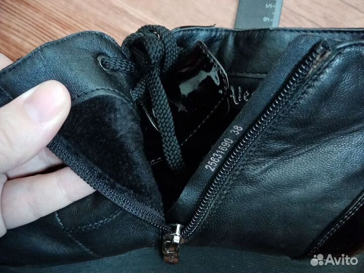 Ботинки женские 38