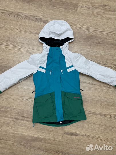 Горнолыжная куртка женская 42