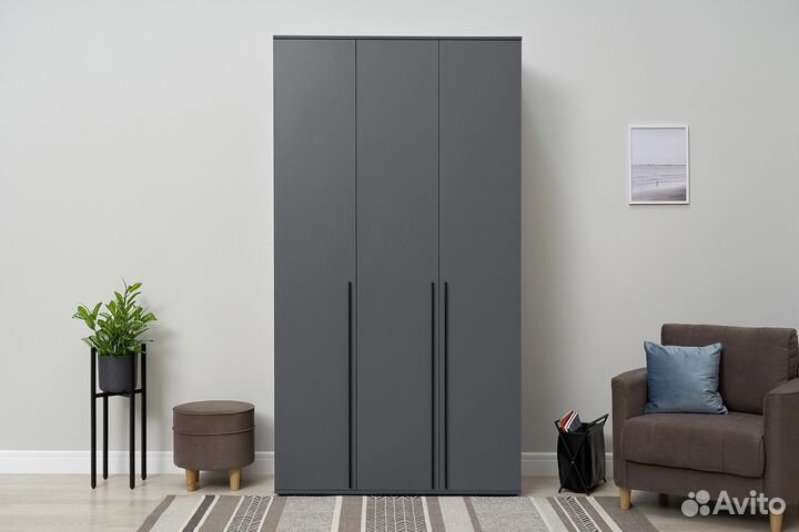 Шкаф 3х створчатый серый