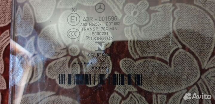 Стекло передней правой двери Mercedes G-Class W463