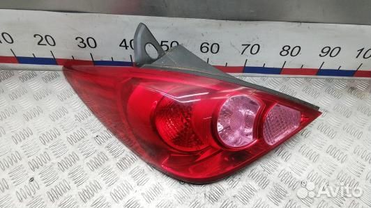 Фонарь задний левый nissan tiida C11X (1SK58MX01)