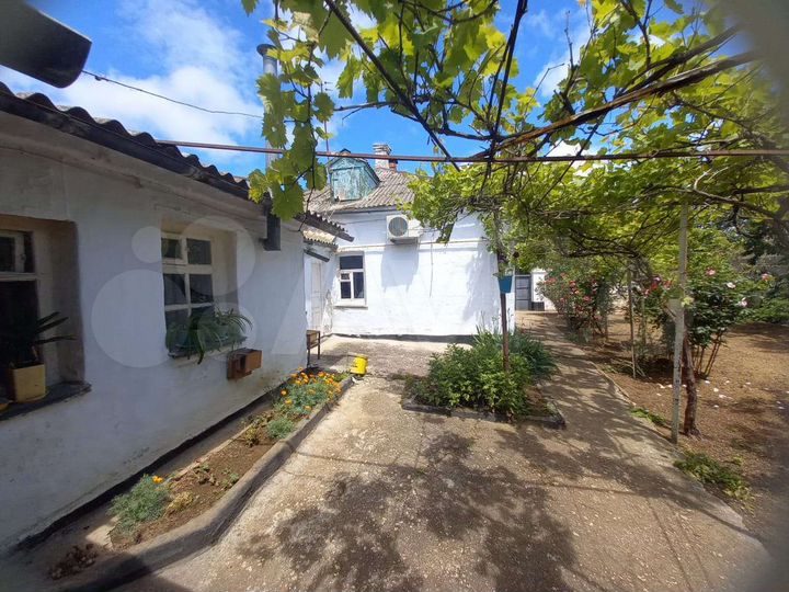 Дом 36 м² на участке 4,5 сот.