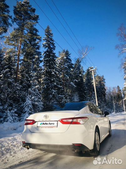 Toyota Camry 2.5 AT, 2019, 130 000 км