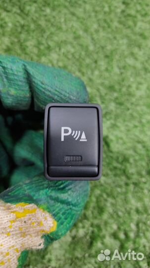 Кнопка парктроника Nissan Qashqai J11 2014