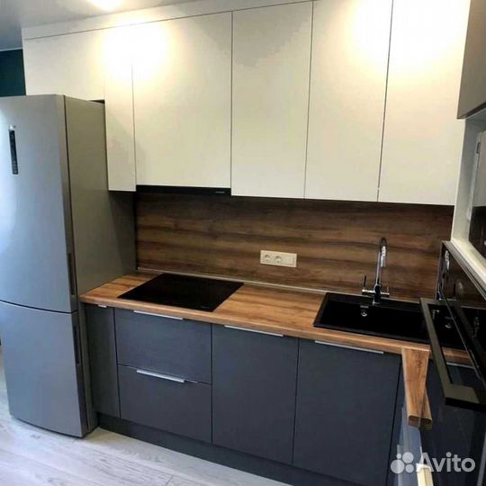 Кухонный гарнитур угловой