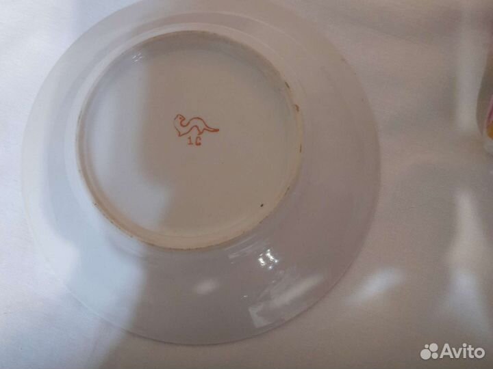 Бокал с блюдцем хайта