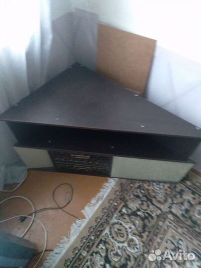 Тумба под телевизор