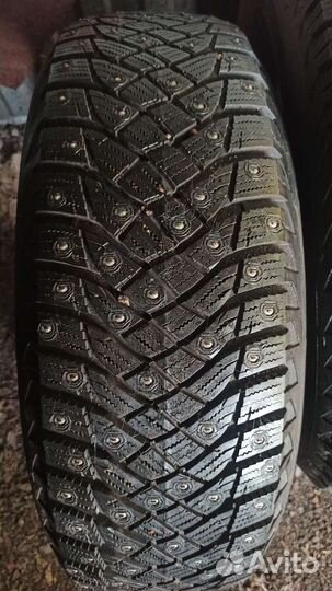 Goodyear Ultra Grip Ice Arctic 2 SUV 215/65 R17