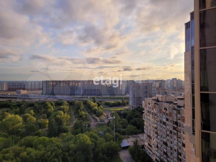 Квартира-студия, 35 м², 19/25 эт.