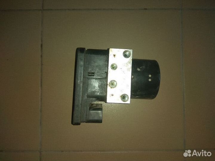 Opel Astra H Блок ABS (насос)