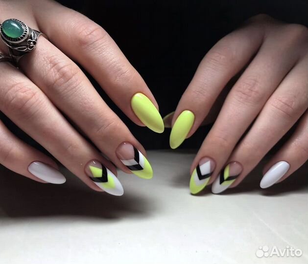 Мастер маникюра