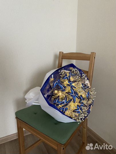 Букет из бабочек светящийся с гирляндой