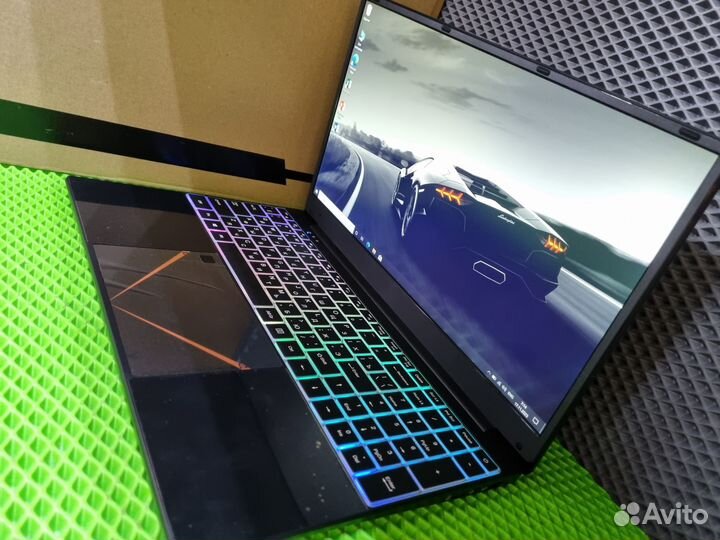 Ноутбук Новый intel i7/16Gb/SSD 512Gb