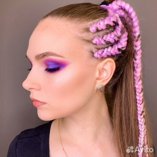 Визажист / стилист по волосам / бровист