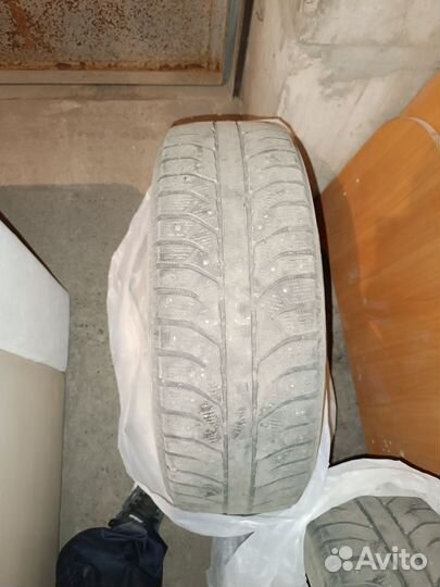 Bridgestone Ice Cruiser 7000 225/65 R17