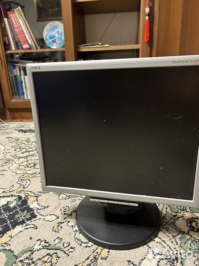 Монитор NEC