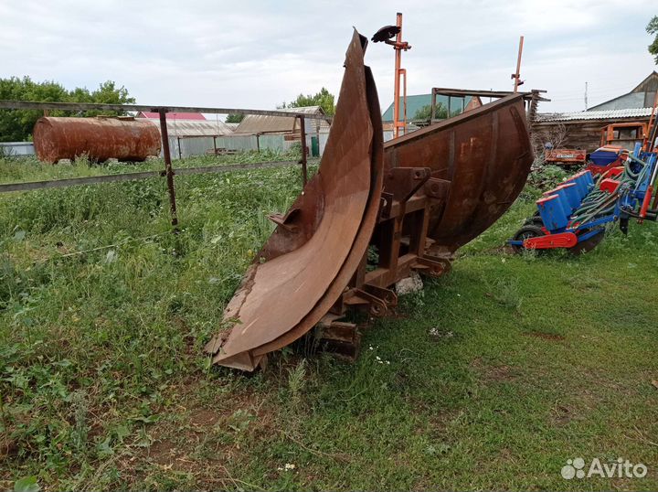 Отвал V-образный