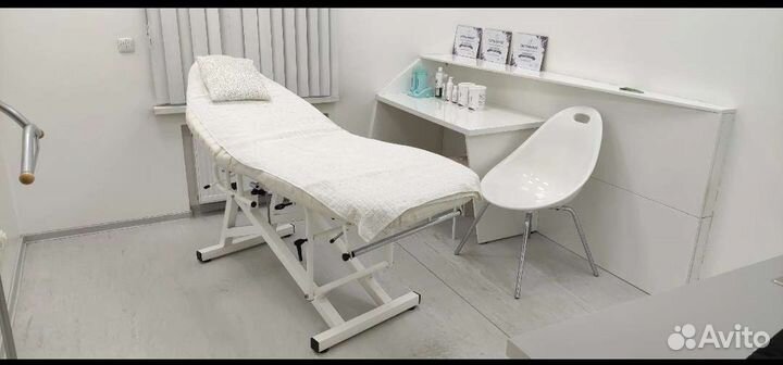 Косметолог депиляции отбеливание лица бикини СПБ