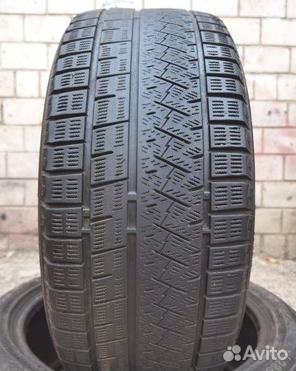 Triangle Snowlink TWT02 235/45 R18 98V