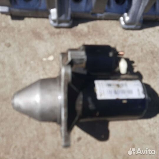 Головка блока ваз 8 клапанная и стартер от приоры