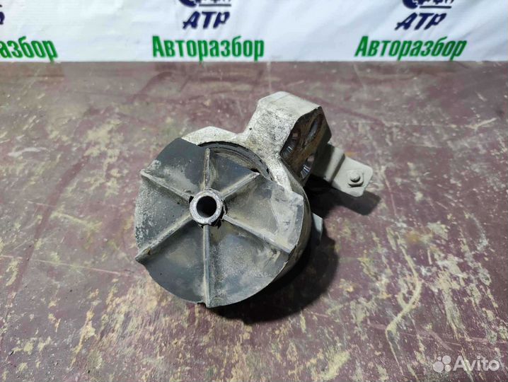 Опора двигателя правая Hyundai Accent