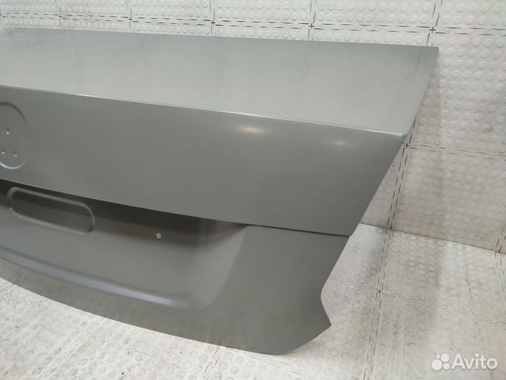 Крышка багажника Volkswagen Polo MK5 2011
