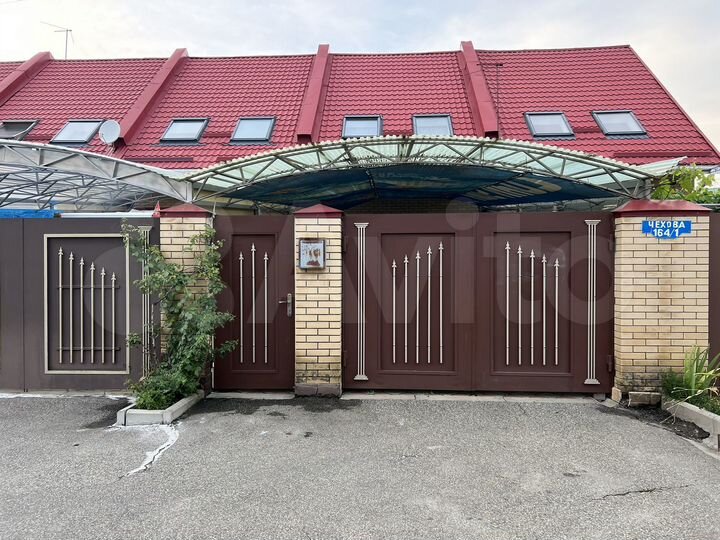 Коттедж 151 м² на участке 1,5 сот.