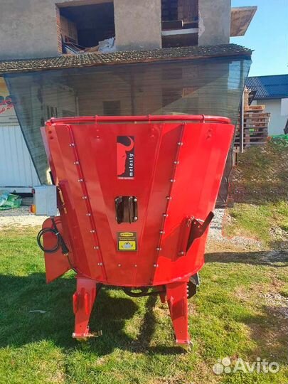 Смеситель кормораздатчик Melasty (1,5 m3)(Турция)