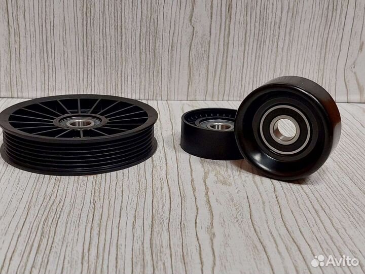 Ролик на Крайслер