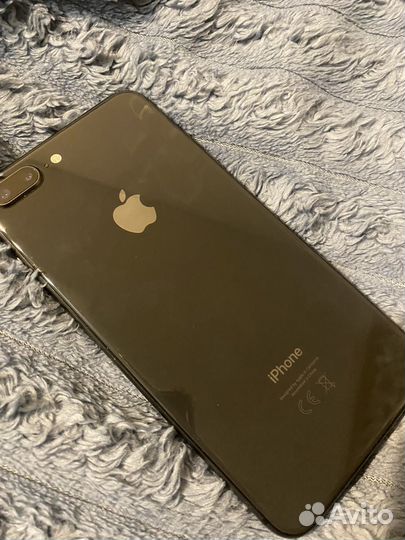 iPhone 8 Plus, 64 ГБ