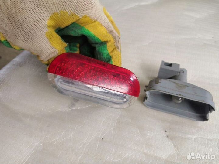 Плафон подсветки салона Volkswagen Touran 1 2004