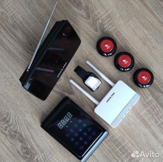 Кнопка вызова персонала, часы, табло, пуль, репите