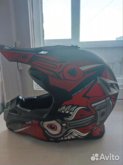 Кроссовый шлем