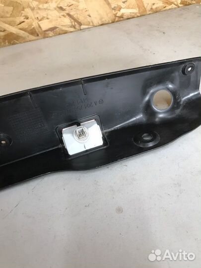 Обшивка багажника задняя Mercedes-Benz C-Class