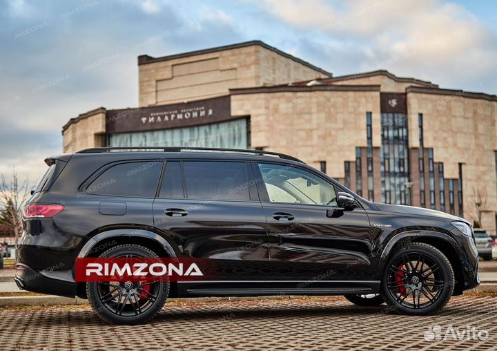 Кованые диски R22 на Mercedes GLA-Class AMG