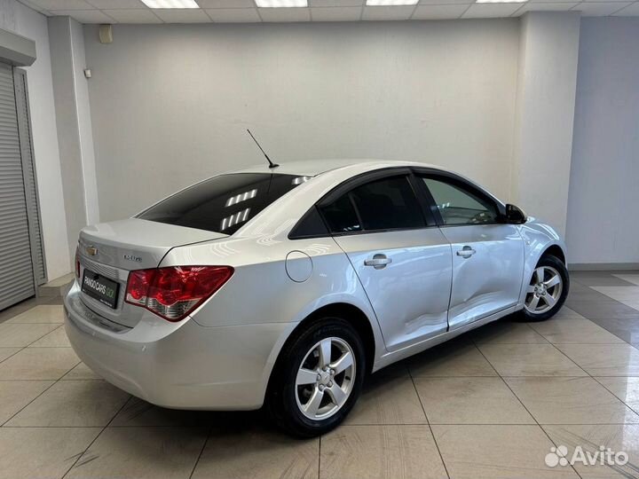 Chevrolet Cruze 1.6 AT, 2011, 229 873 км