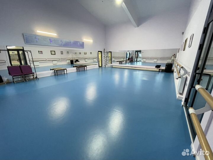 Здание, 306 м²