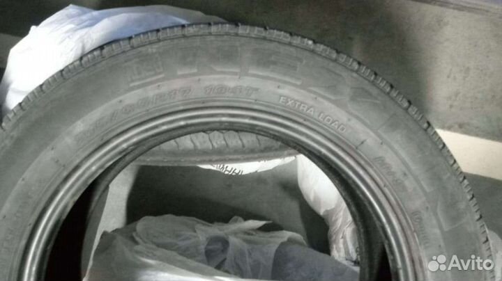 Nexen Classe Premiere 521 215/65 R17 104T