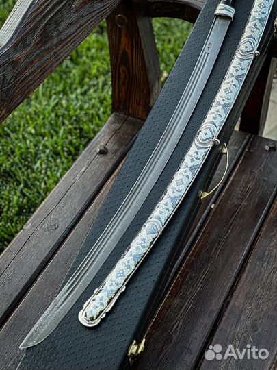 Нож из серебра