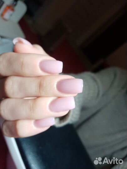 Маникюр и педикюр