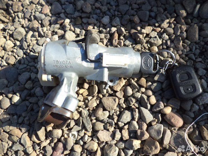 Замок зажигания Toyota Town Ace Noah SR40 1997