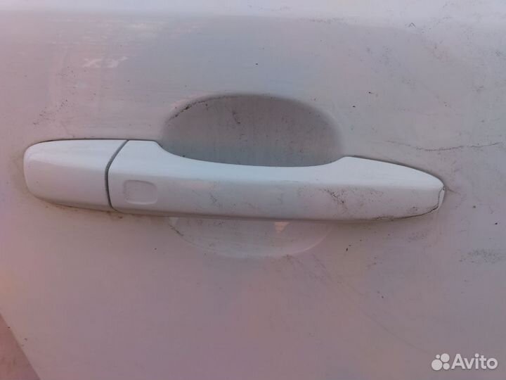 Дверь передняя правая Вольво V40