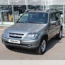 Chevrolet Niva 1.7 MT, 2018, 42 418 км, с пробегом, цена 870 000 руб.