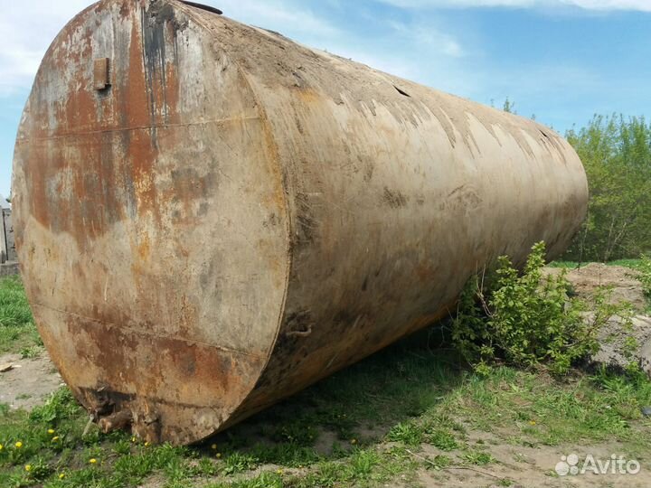 Емкость цистерна резервуар бочка 74 кубов