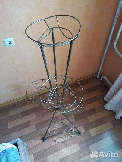 Напольная подставка для растений на 5 шт