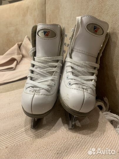 Фигурные коньки Riedell