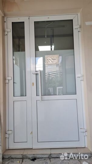 Двери входные алюминиевые двухстворчатые