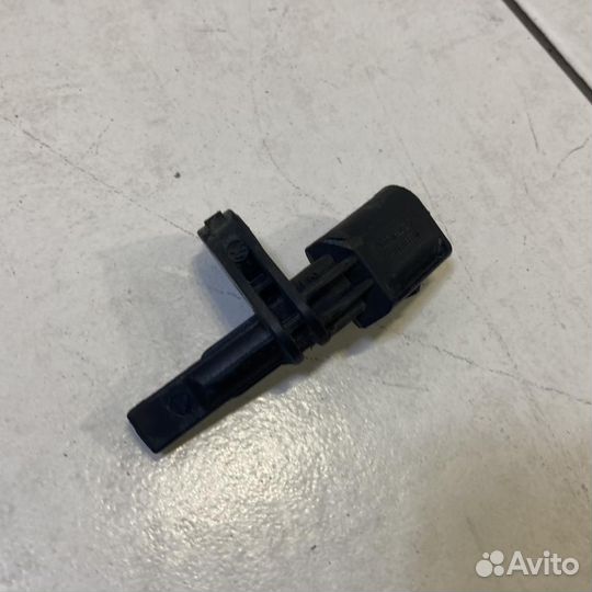 Датчик ABS передний правый Volkswagen Passat CC 35