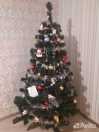 Елка искусственная